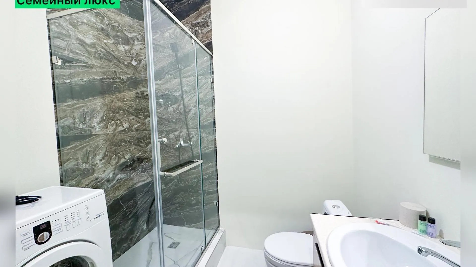 Apartment New Luxe Bedroom Центр Города Хан Шатыр Барыс Арена Nur-Sultan  Kazakhstan
